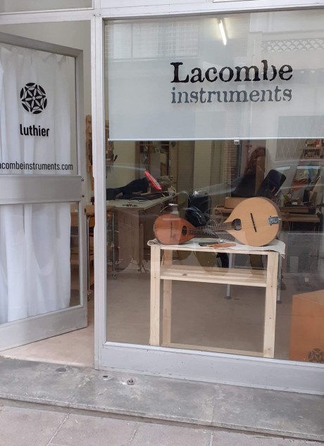 Caroline Lacombe Instruments
